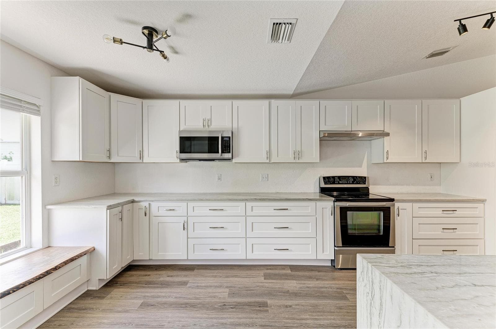 Single Family Residence at 4173 PARRY DR, SARASOTA, photo 17 of 51