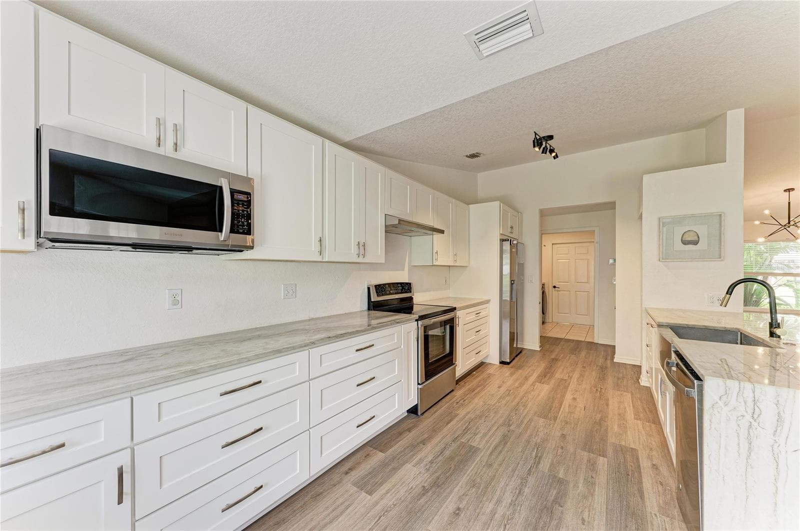 Single Family Residence at 4173 PARRY DR, SARASOTA, photo 18 of 51