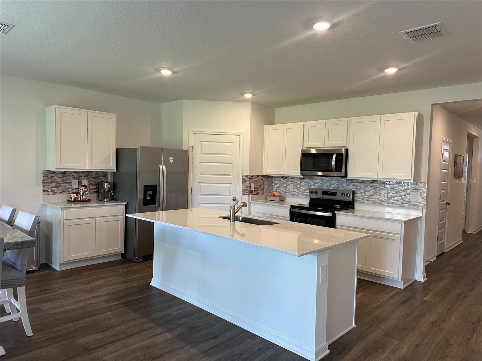 Single Family Residence at 3074 VICEROY CT, POINCIANA, photo 3 of 15