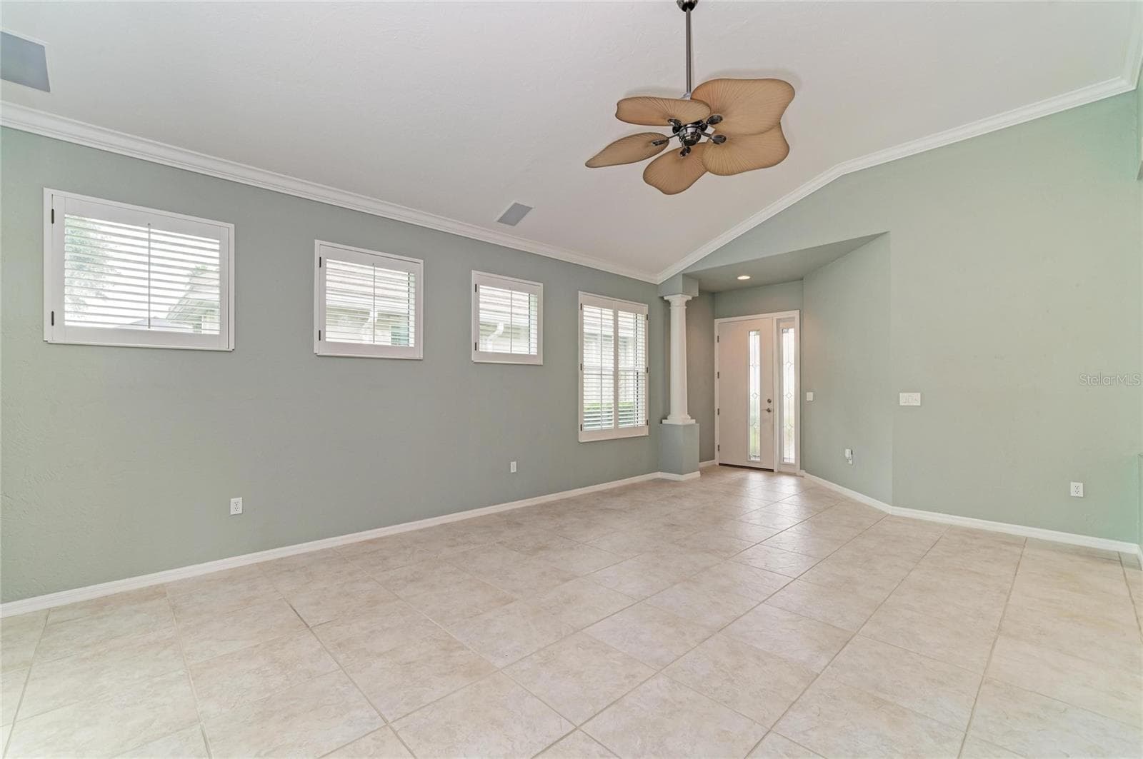 Living Room Area - 7816 HERITAGE CLASSIC CT, LAKEWOOD RANCH