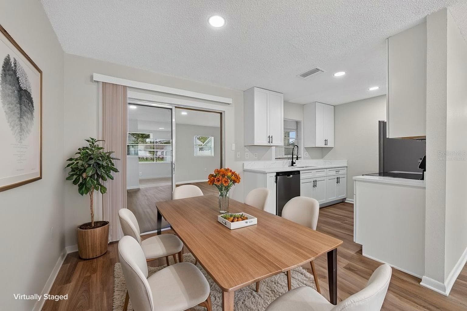 ***VIRTUALLY STAGED*** - 5662 103RD AVE N, PINELLAS PARK
