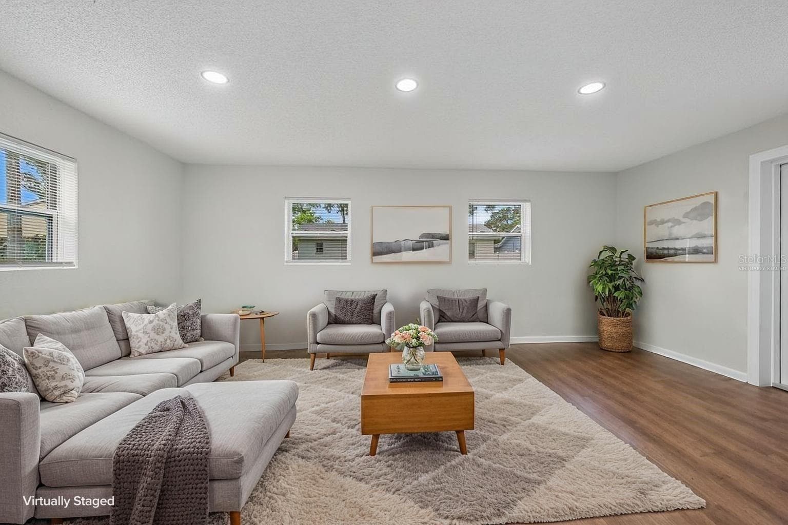 ***VIRTUALLY STAGED*** - 5662 103RD AVE N, PINELLAS PARK