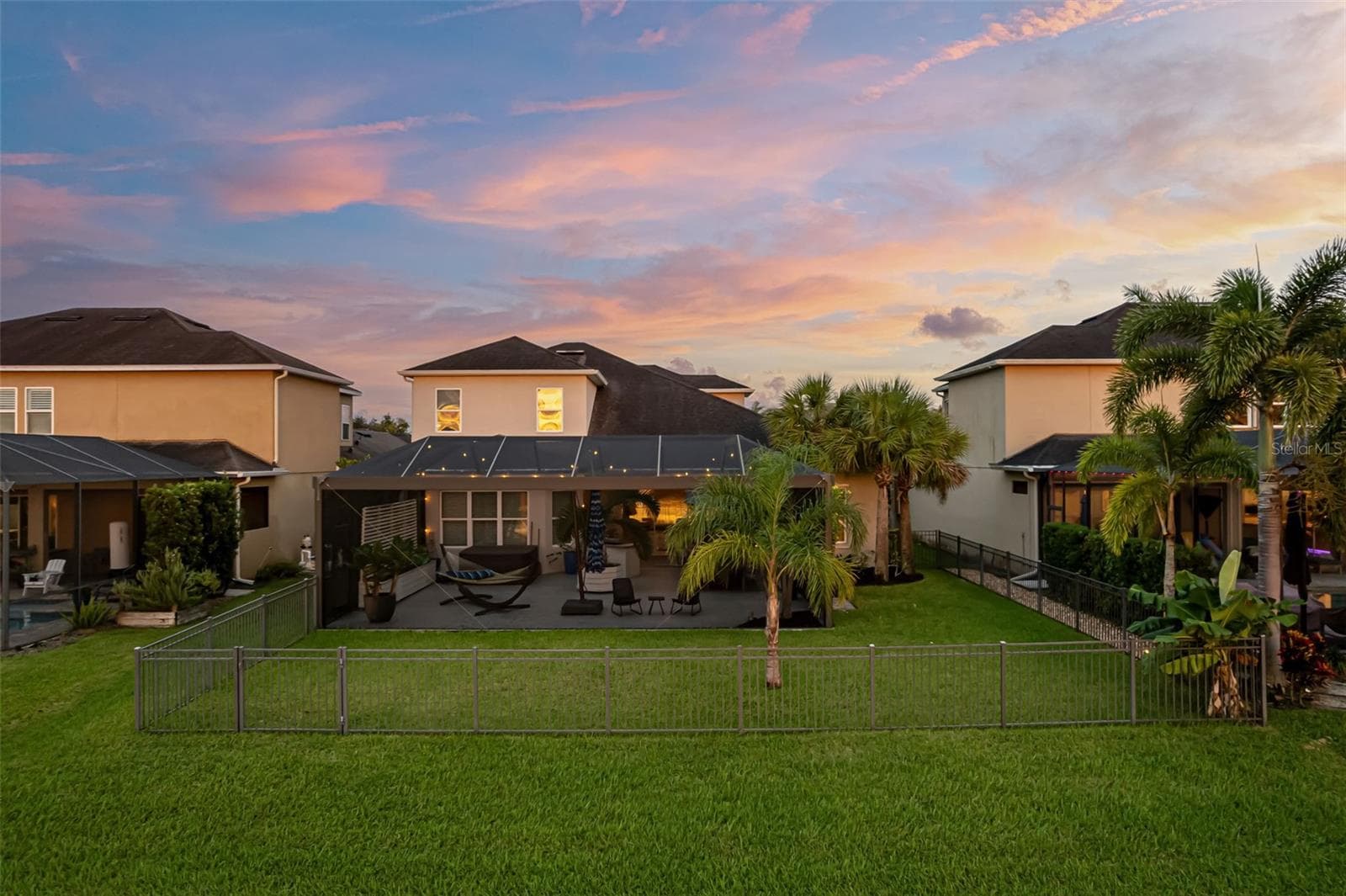 Spacious, fenced backyard with an open feel. - 6195 ANISE DR, SARASOTA