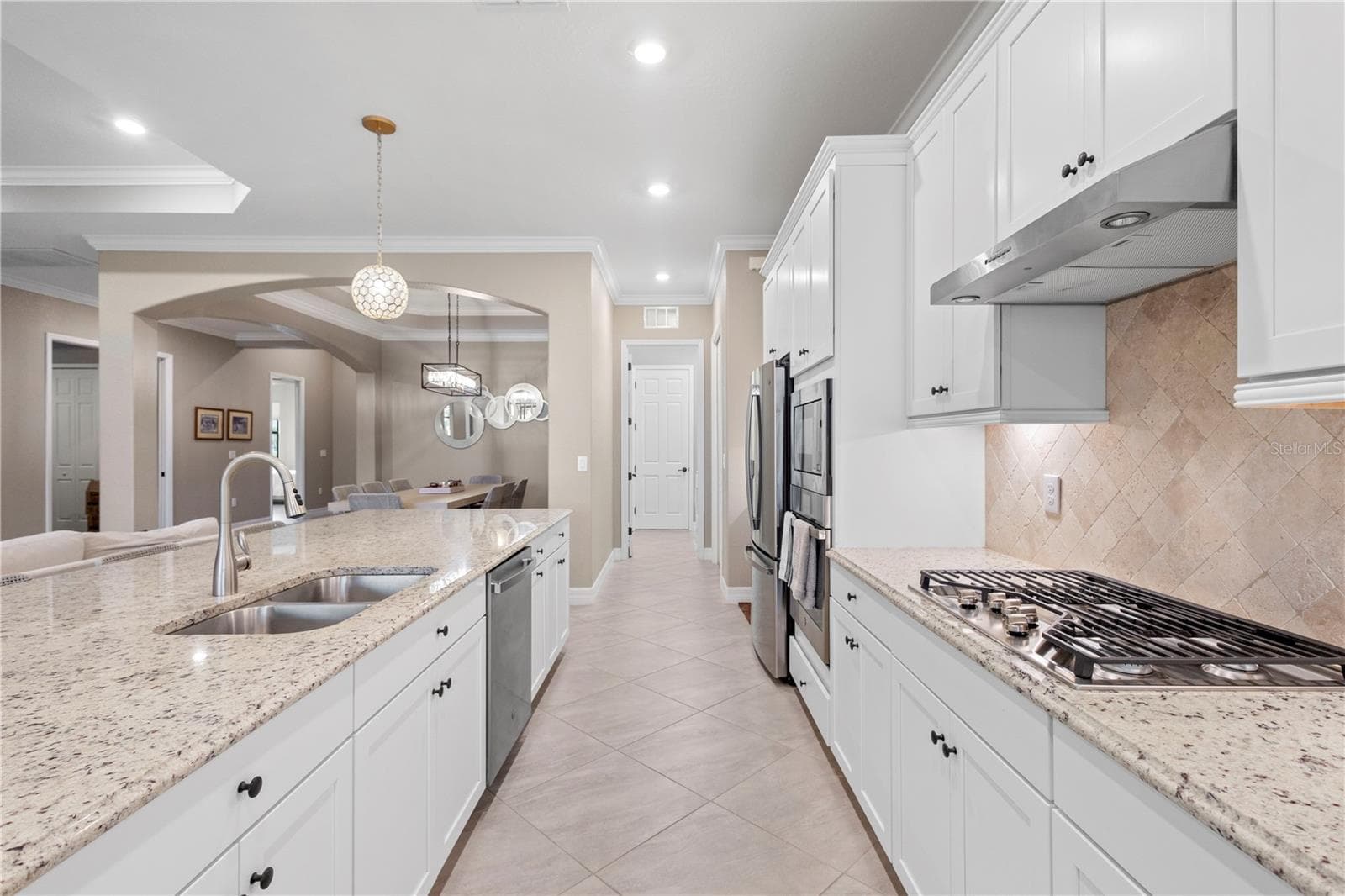 Single Family Residence at 5634 CHEECH GLN, LAKEWOOD RANCH, photo 15 of 35