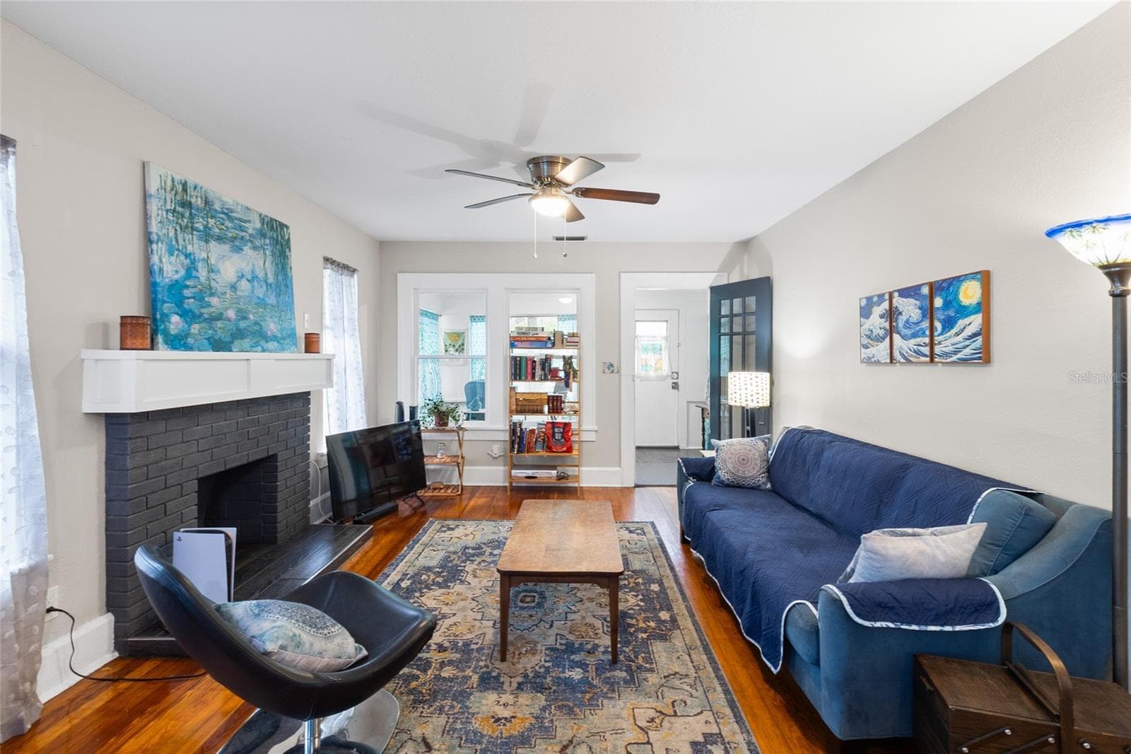 Single Family Residence at 1527 13TH ST S, ST PETERSBURG, photo 3 of 30