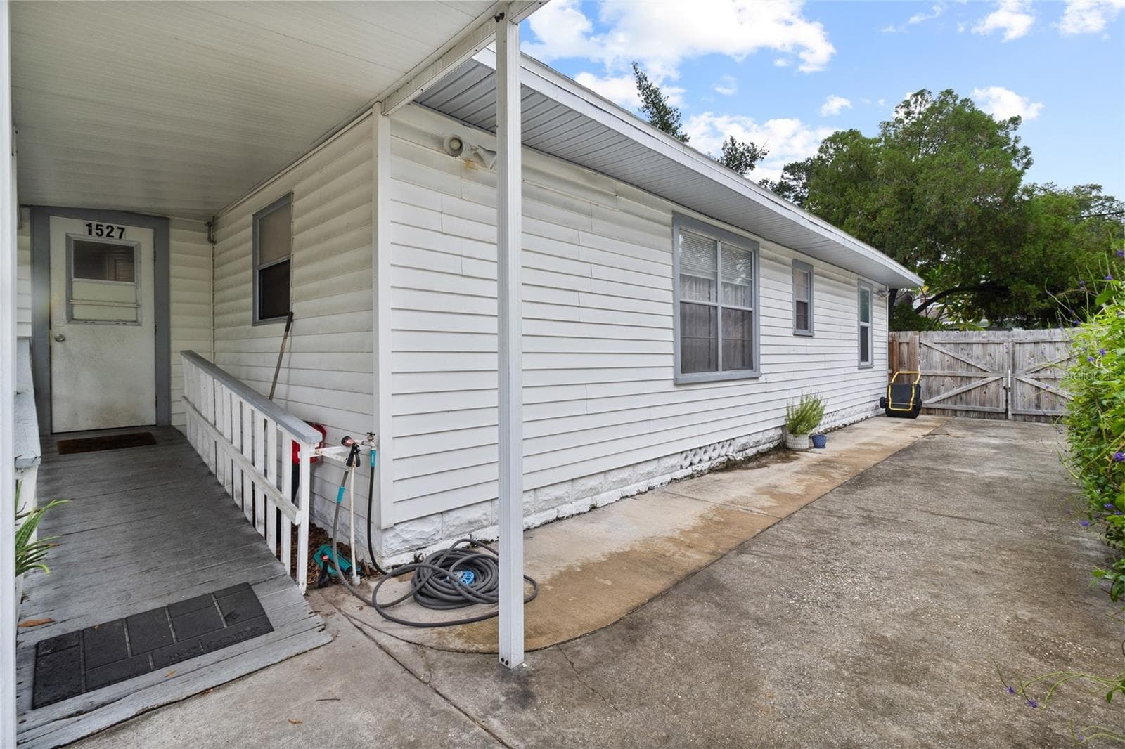 Single Family Residence at 1527 13TH ST S, ST PETERSBURG, photo 26 of 30