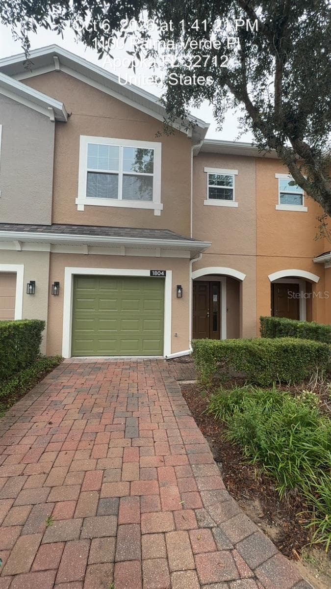 1804 LEMON DROP CT