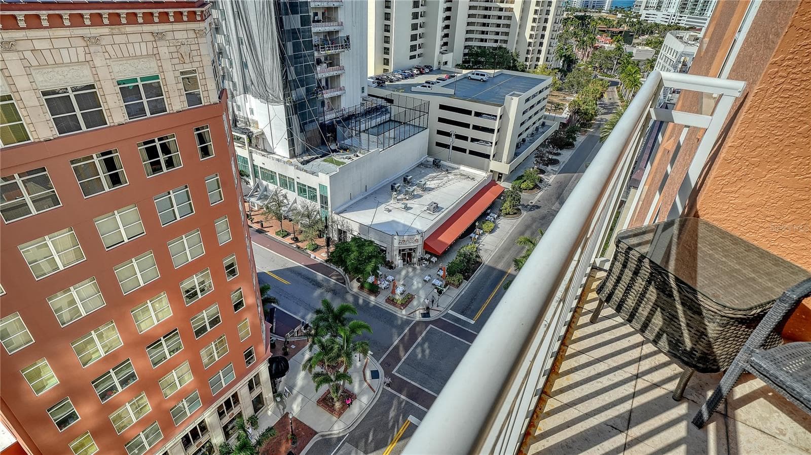 Condominium at 1350 MAIN ST #1208, SARASOTA, photo 7 of 78
