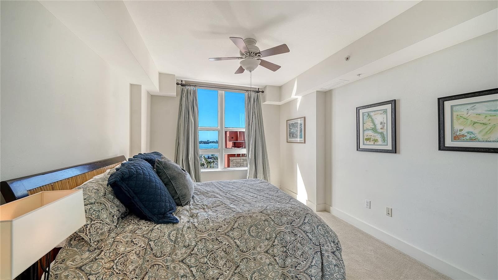 Condominium at 1350 MAIN ST #1208, SARASOTA, photo 25 of 78