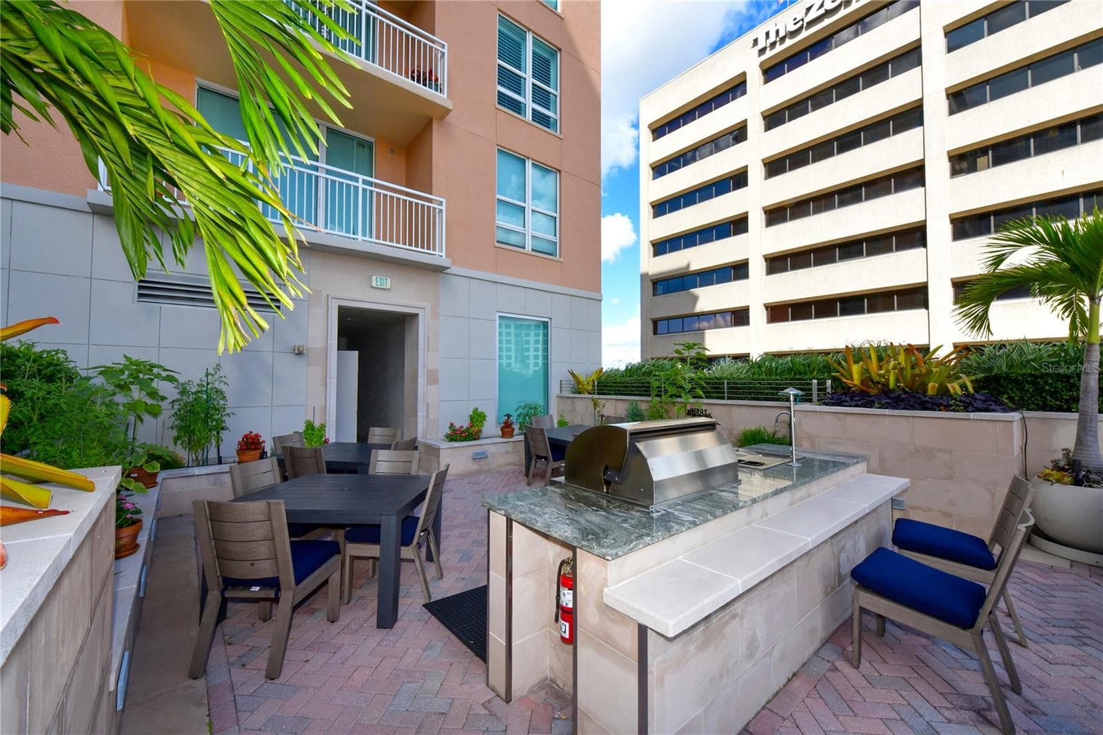 Condominium at 1350 MAIN ST #1208, SARASOTA, photo 49 of 78