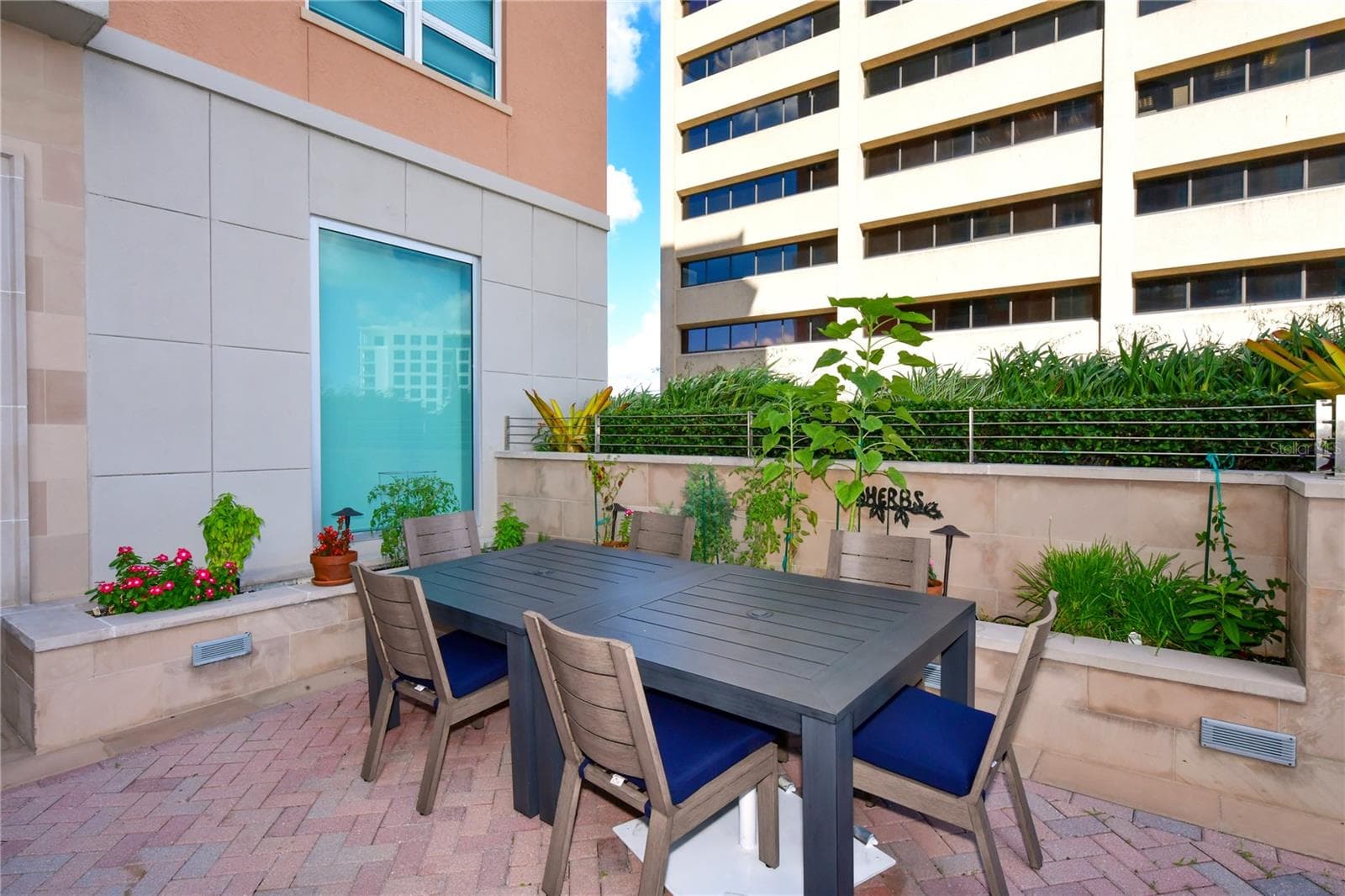 Condominium at 1350 MAIN ST #1208, SARASOTA, photo 50 of 78