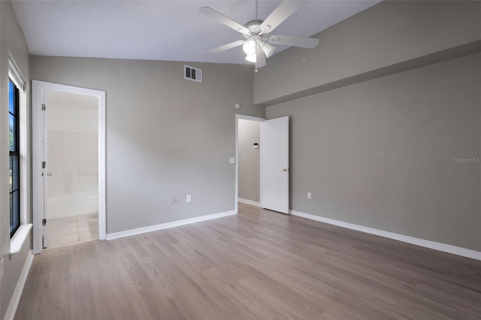 Single Family Residence at 8161 GOLDEN CHICKASAW CIR, ORLANDO, photo 14 of 28