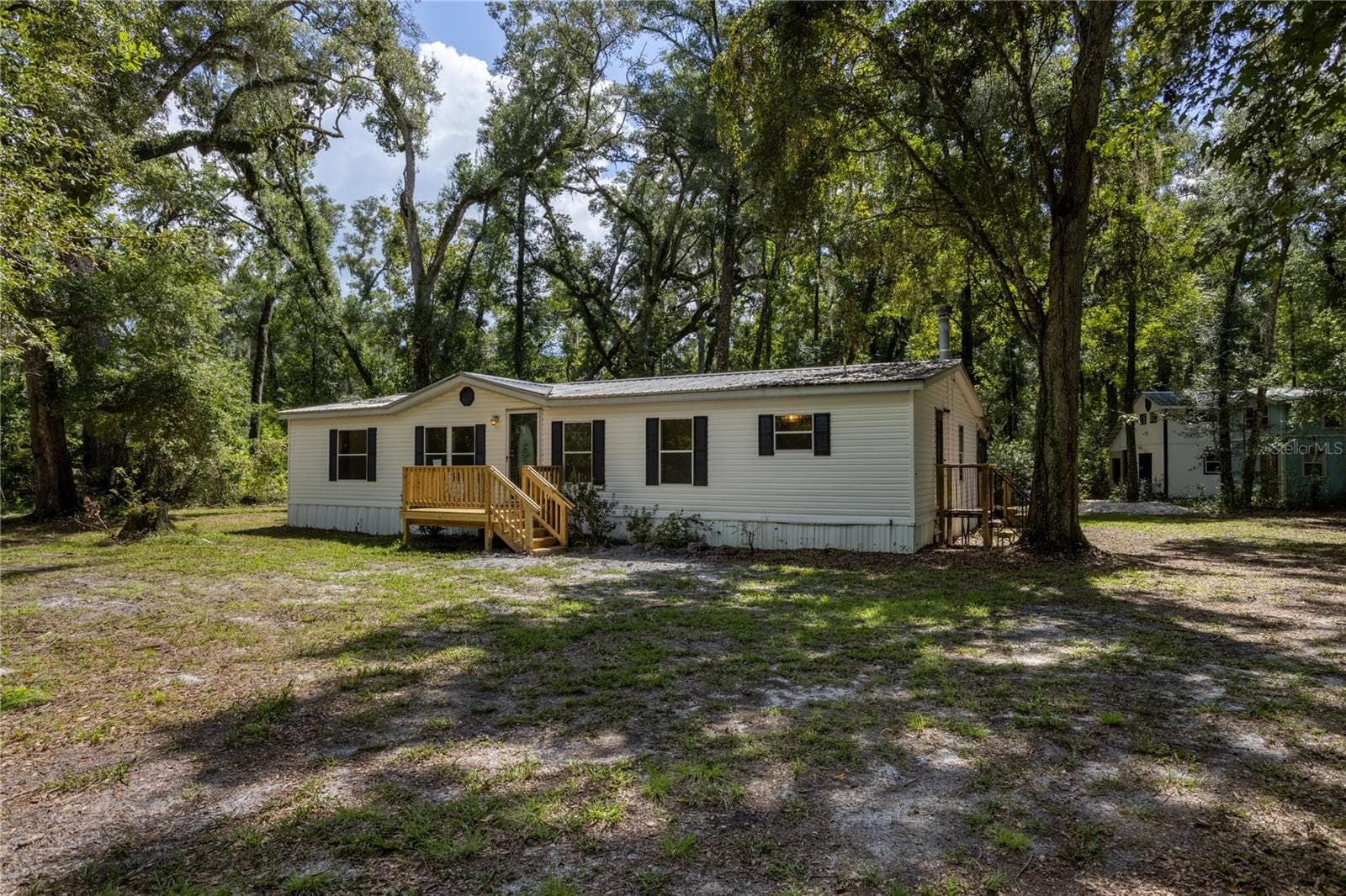Single Family Residence at 551 NE 354TH AVE, OLD TOWN, photo 2 of 65