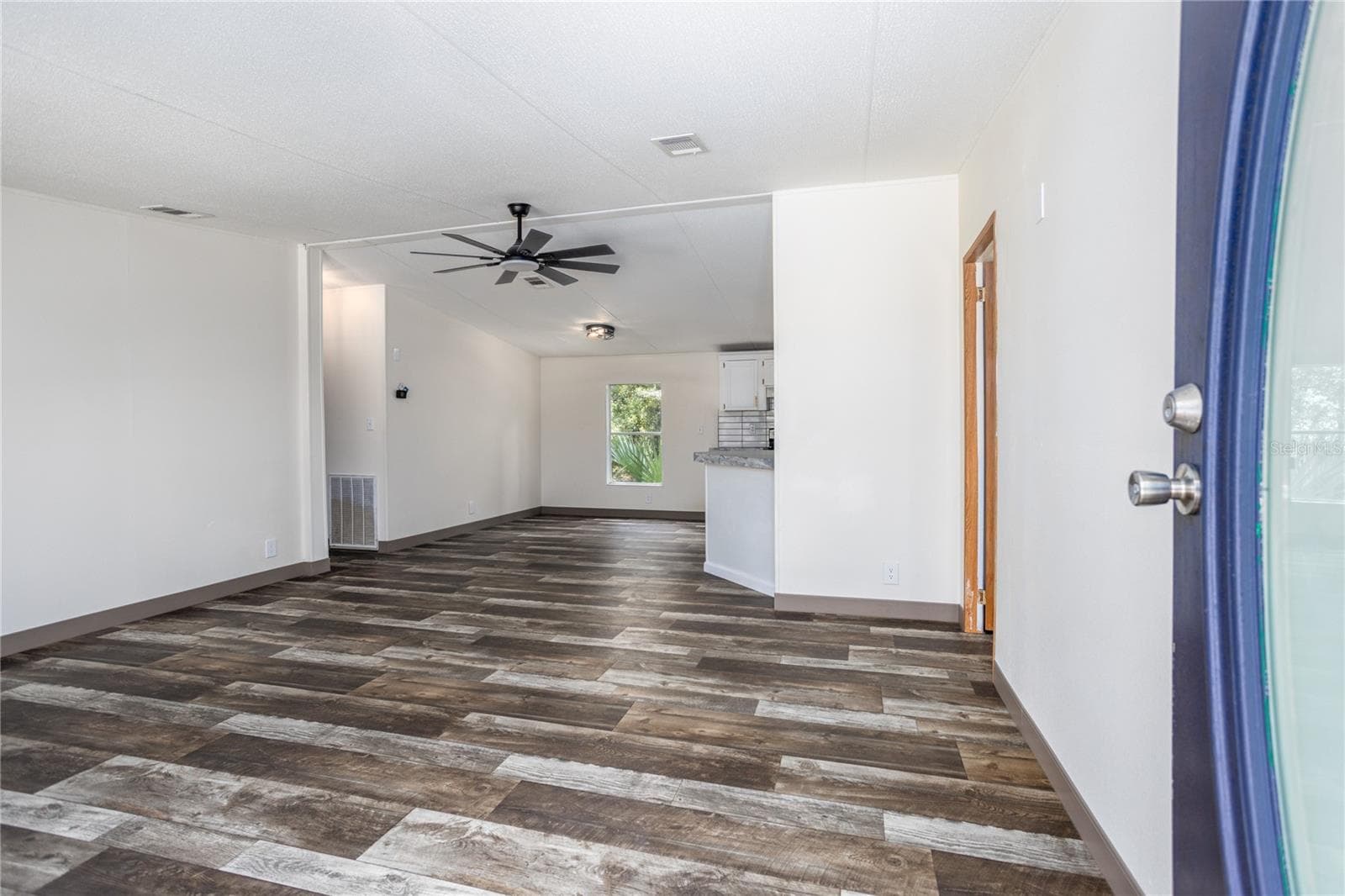 Single Family Residence at 551 NE 354TH AVE, OLD TOWN, photo 11 of 65