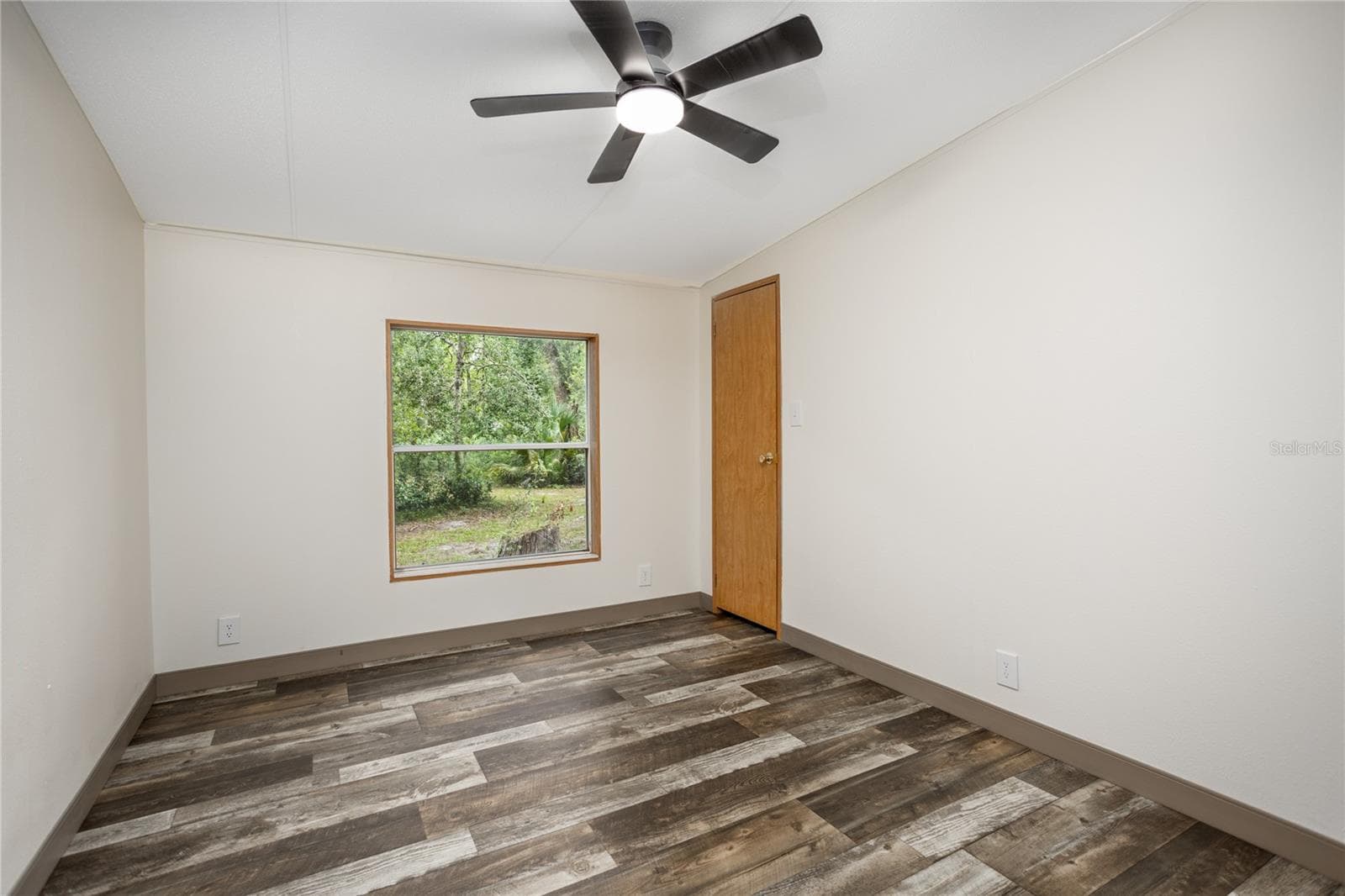 Single Family Residence at 551 NE 354TH AVE, OLD TOWN, photo 27 of 65
