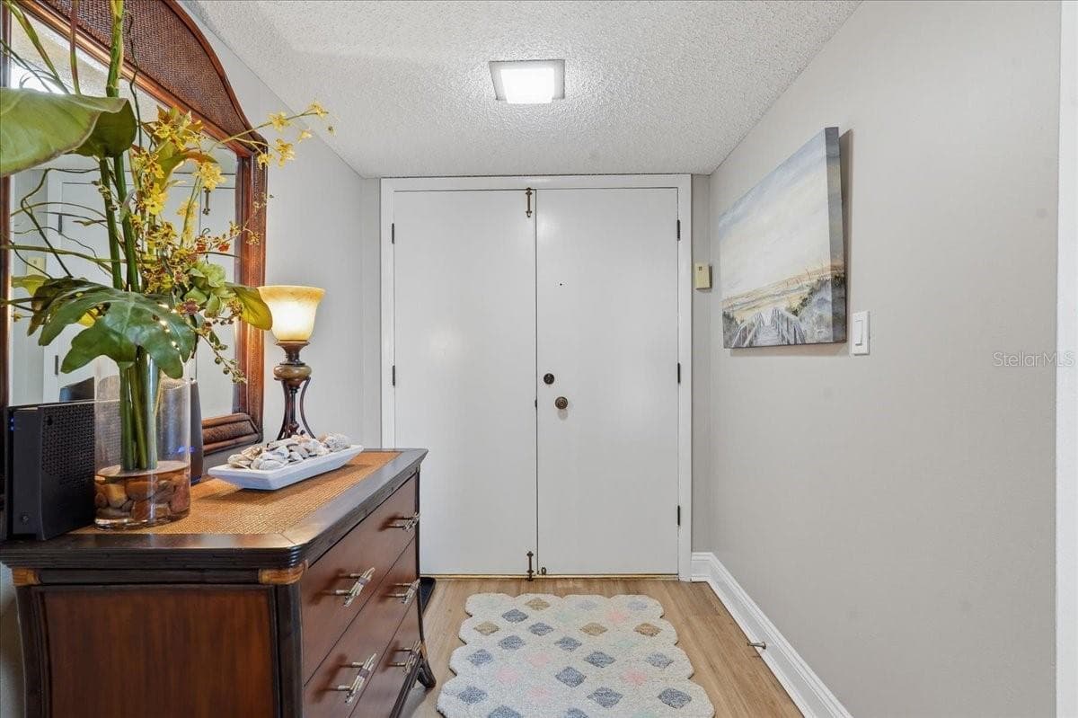WELCOME IN! - 1430 GULF BLVD #407, CLEARWATER BEACH