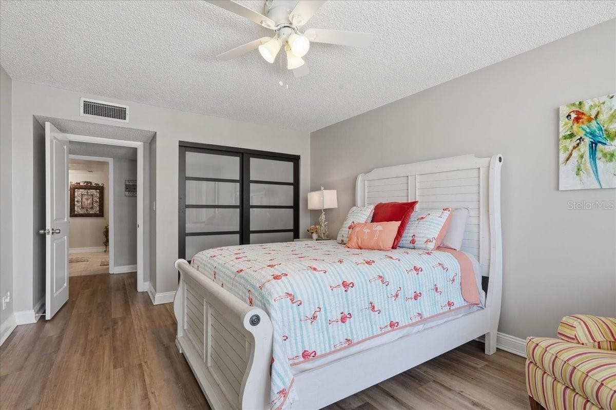 GUEST BEDROOM - 1430 GULF BLVD #407, CLEARWATER BEACH