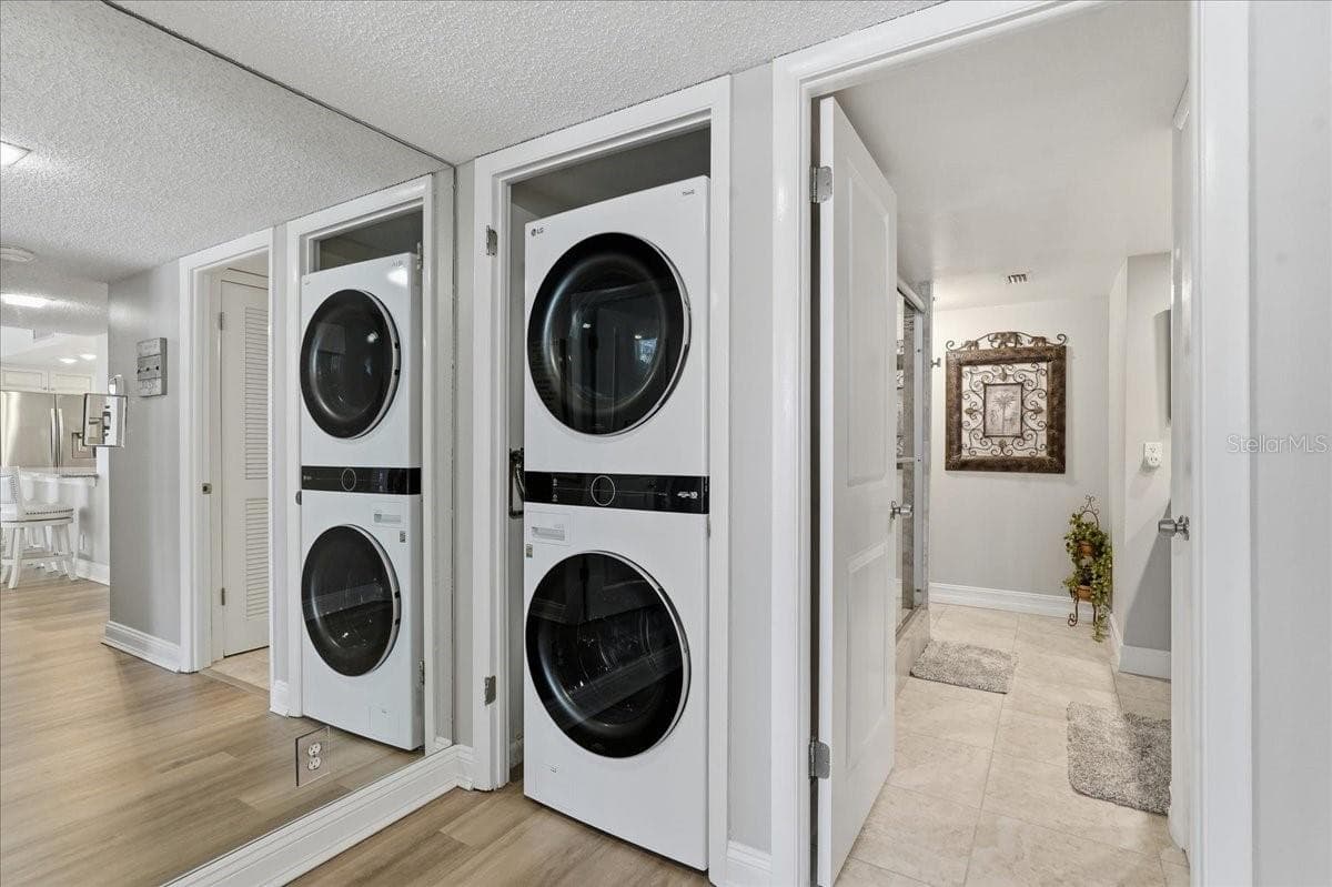 NEWER, HIGH EFFICIENCY WASHER & DRYER! - 1430 GULF BLVD #407, CLEARWATER BEACH