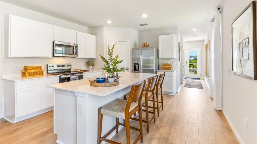 Single Family Residence at 8853 CLEAR VIEW ST, PARRISH, photo 3 of 17