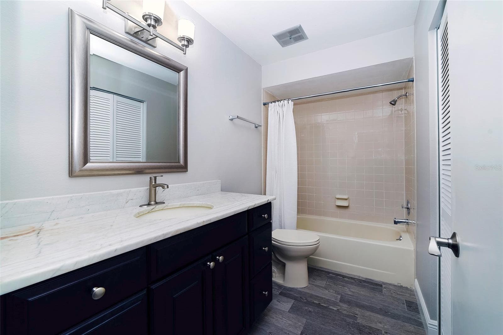 Villa at 3430 HILLMOOR DR, PALM HARBOR, photo 9 of 28