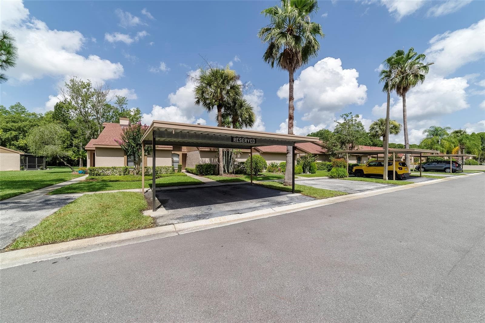Villa at 3430 HILLMOOR DR, PALM HARBOR, photo 19 of 28