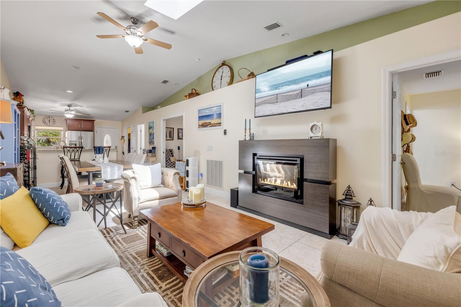 Townhouse at 2293 HAWKS COVE CIR, NEW SMYRNA BEACH, photo 5 of 51