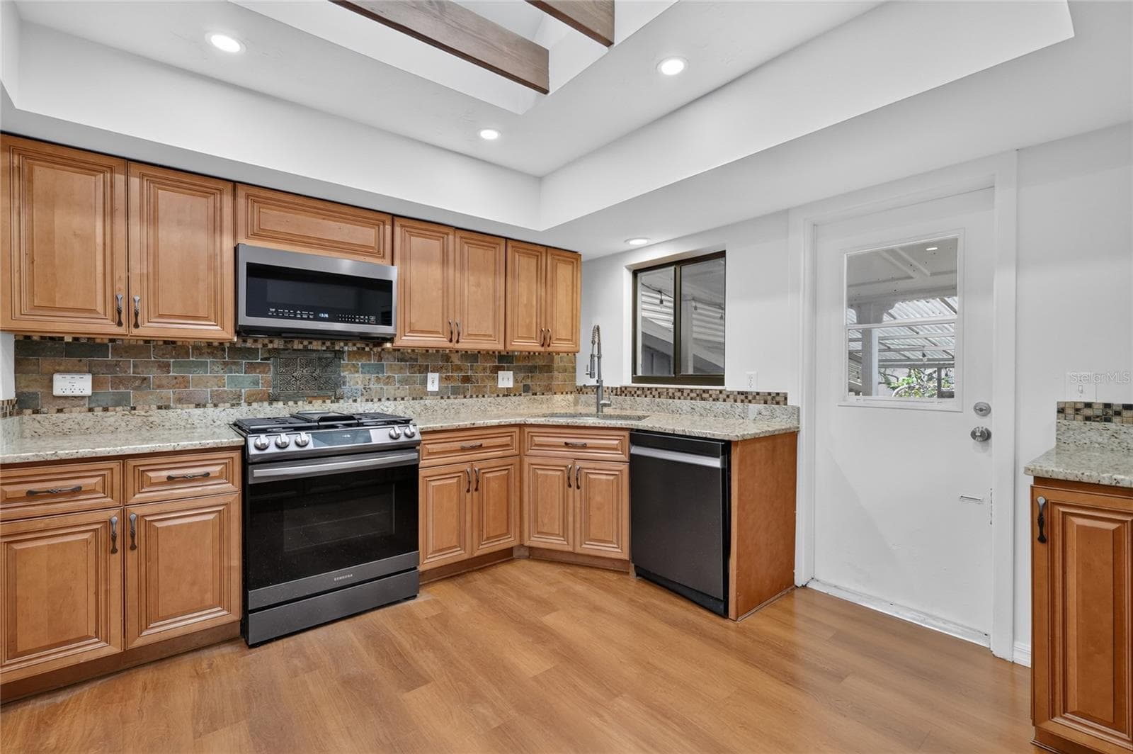 Single Family Residence at 3512 MERIVALE DR, CASSELBERRY, photo 8 of 62