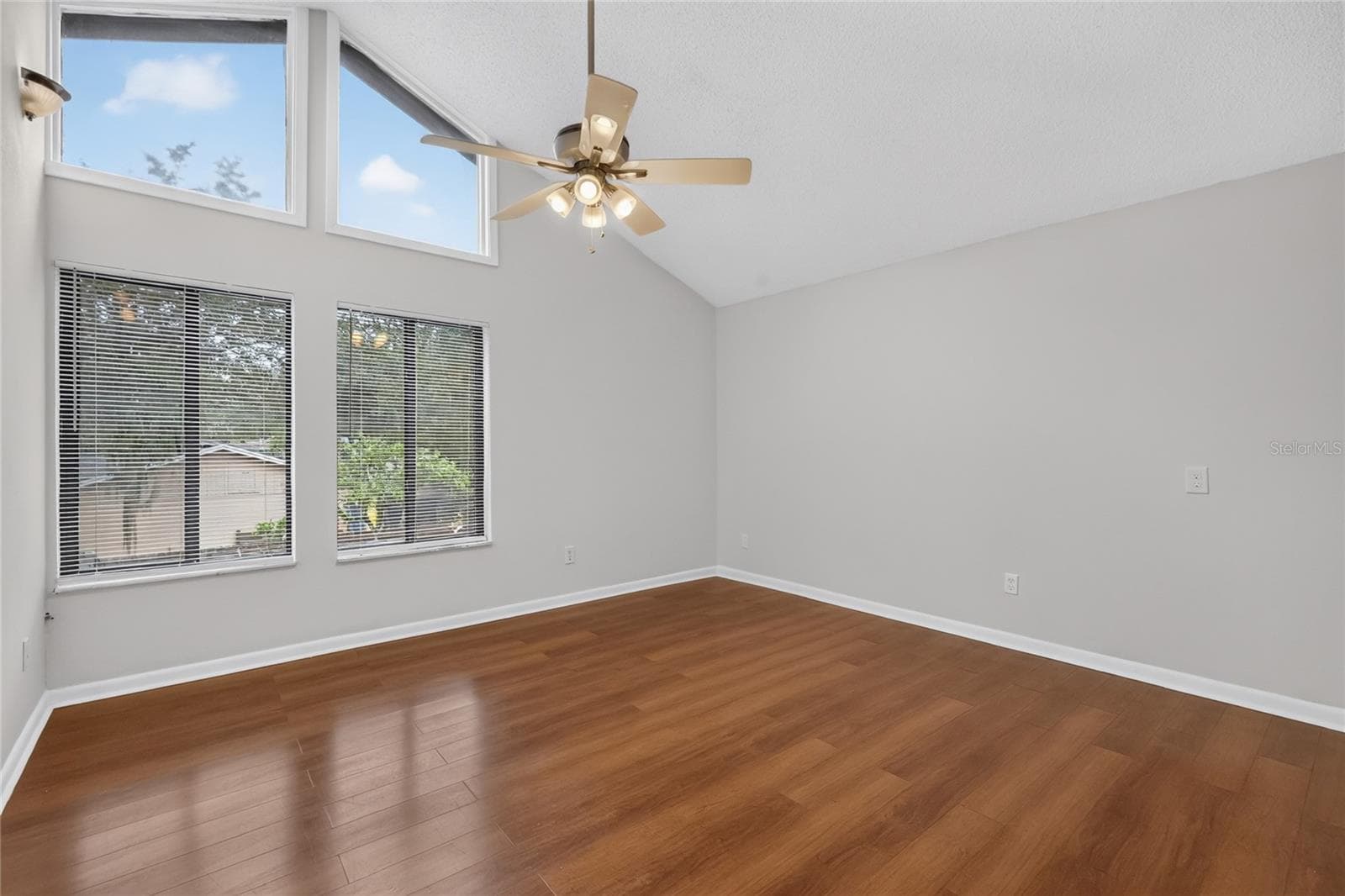 Single Family Residence at 3512 MERIVALE DR, CASSELBERRY, photo 11 of 62