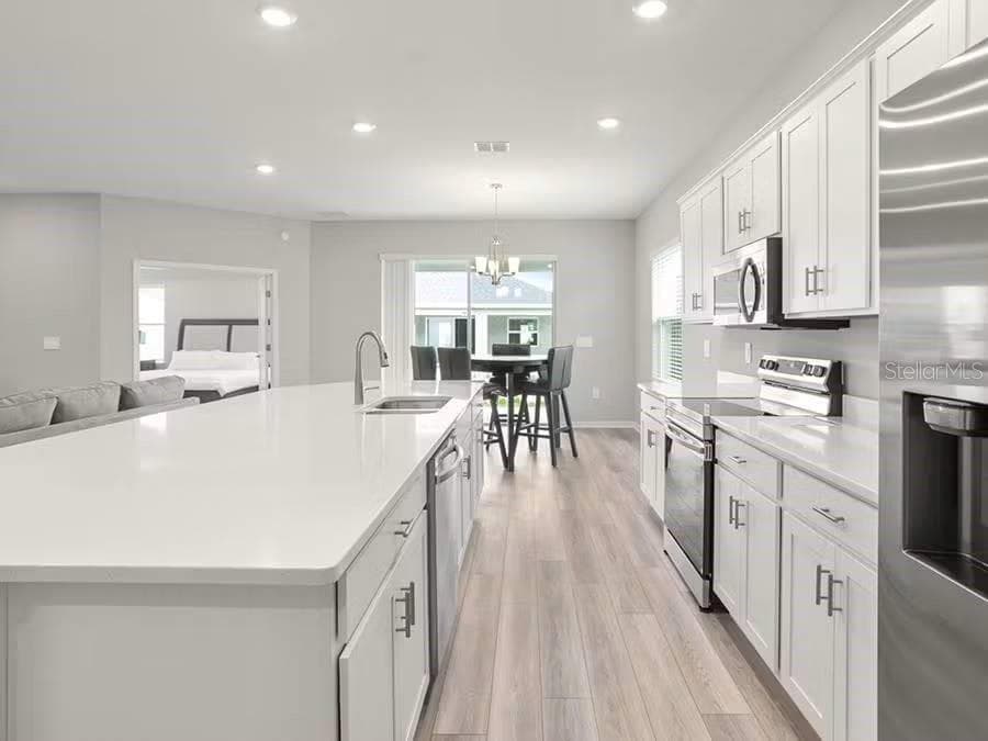 Single Family Residence at 143 DANCING DAHLIA ST, RUSKIN, photo 8 of 11