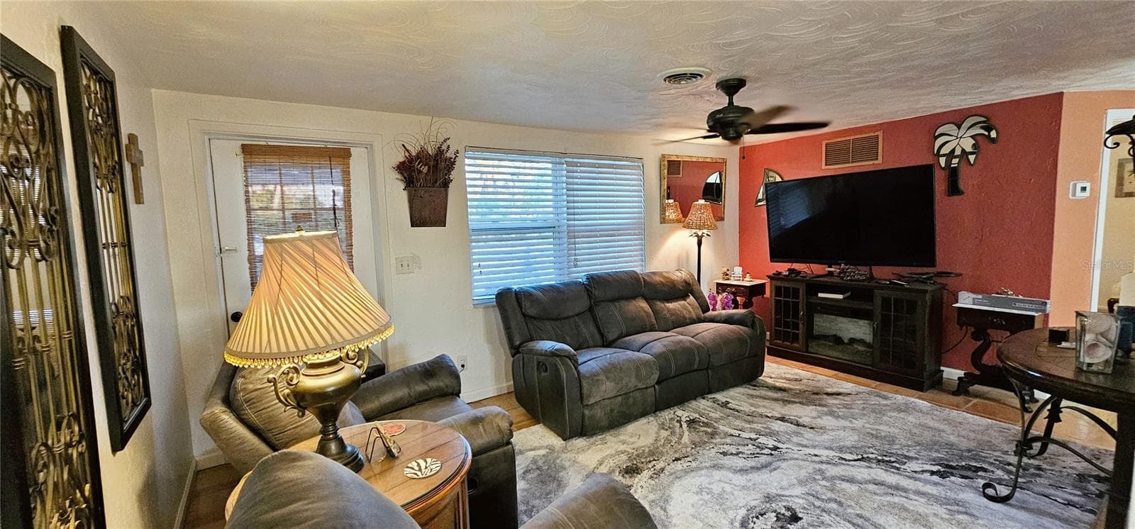 Single Family Residence at 1120 LAMPP DR, ENGLEWOOD, photo 4 of 28