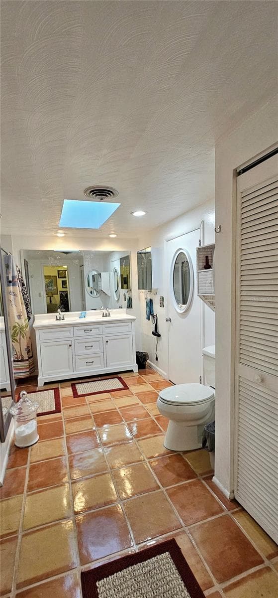 Single Family Residence at 1120 LAMPP DR, ENGLEWOOD, photo 13 of 28