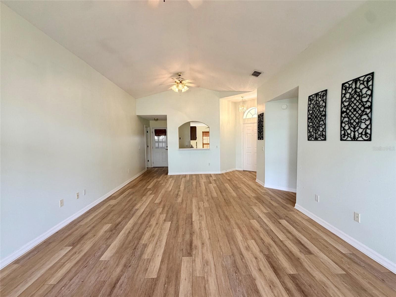 Single Family Residence at 228 FLEMING LN, DAVENPORT, photo 13 of 22