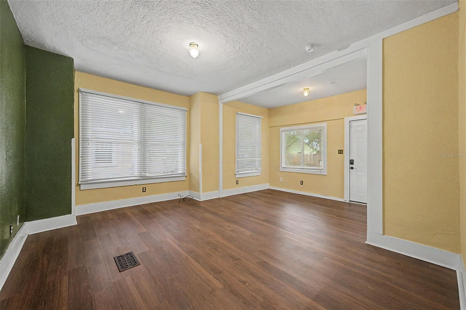 Office at 2019 MANATEE AVE W, BRADENTON, photo 20 of 47