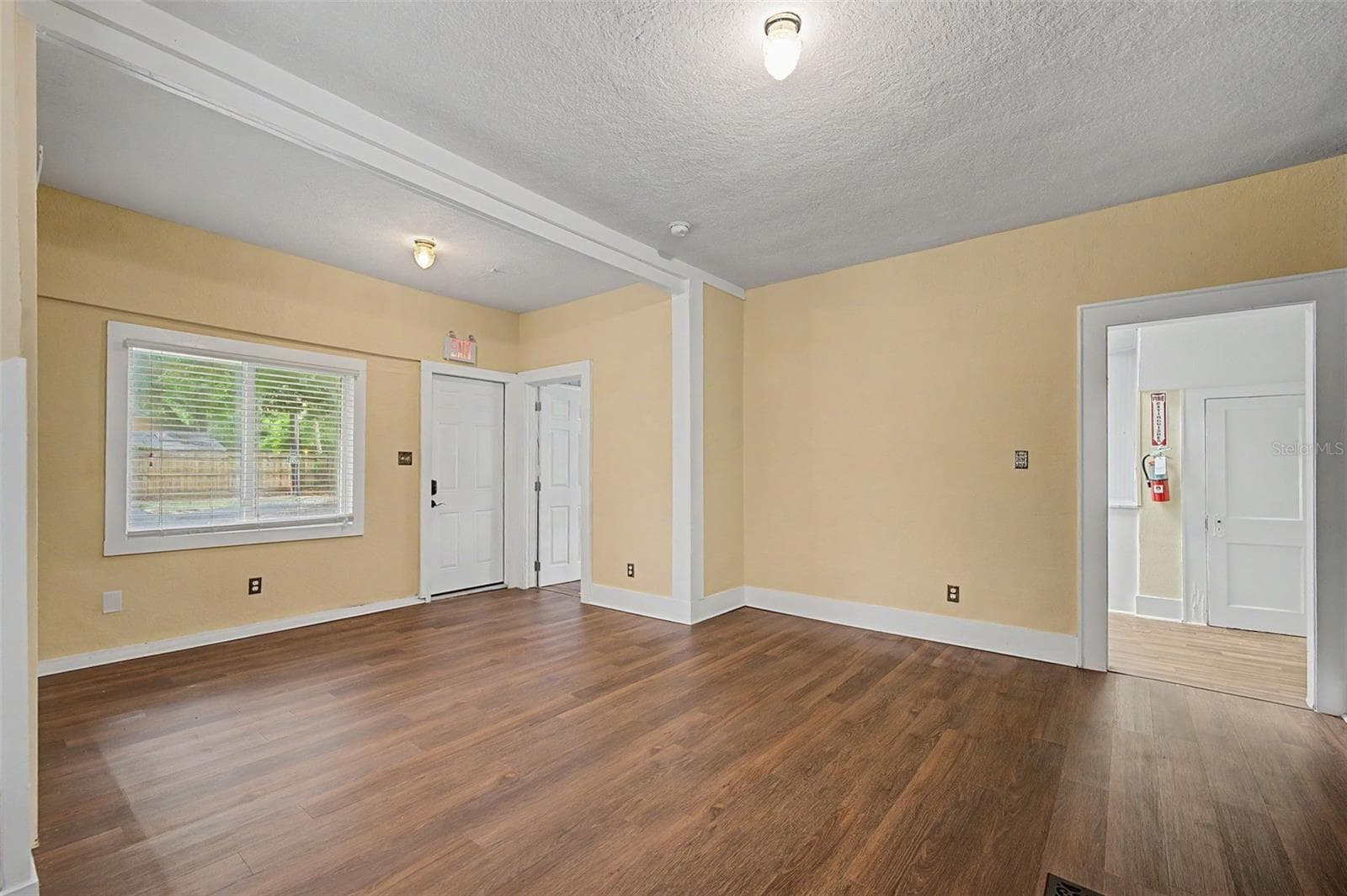 Office at 2019 MANATEE AVE W, BRADENTON, photo 22 of 47