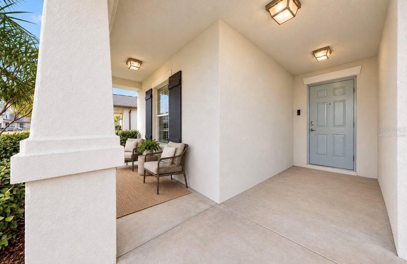 Front Porch | Virtually Staged - 11911 FIELD THISTLE CT, RIVERVIEW