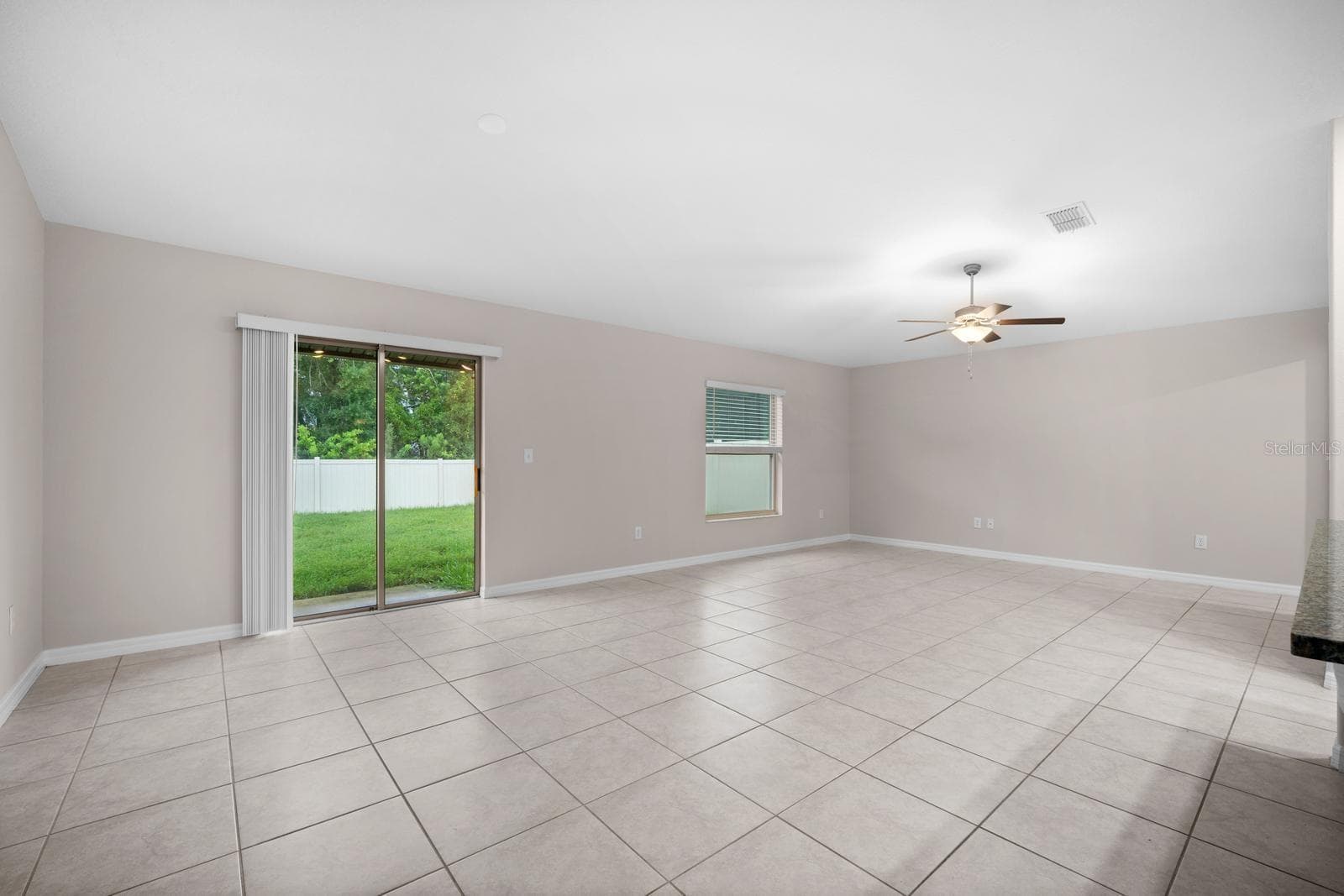 Large Living Room/ Dinning Room Combo - 1983 FAN ALOE WAY, RUSKIN