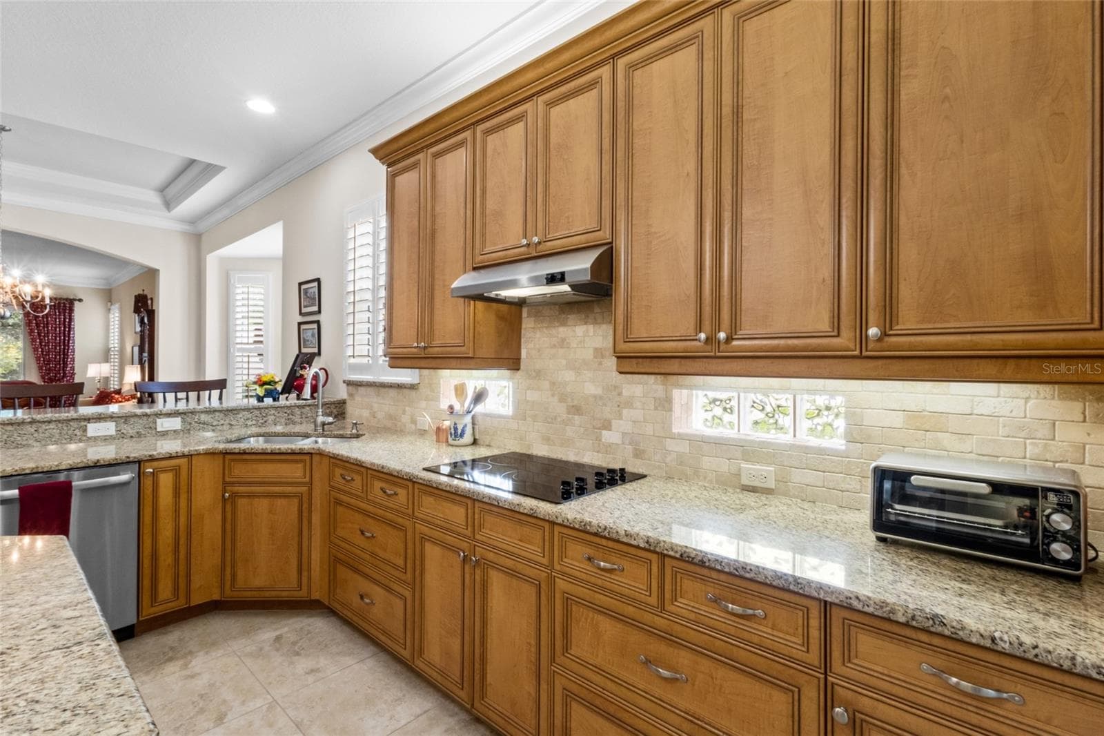 Single Family Residence at 1821 LANCASHIRE DR, VENICE, photo 4 of 63