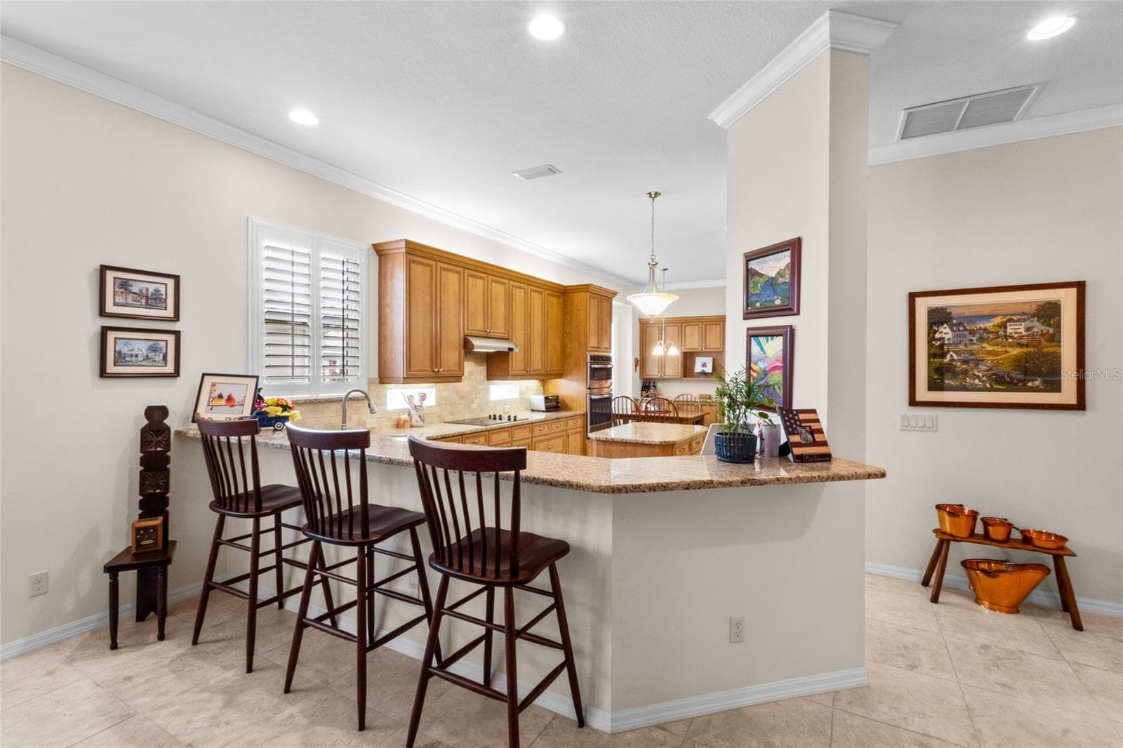 Single Family Residence at 1821 LANCASHIRE DR, VENICE, photo 8 of 63