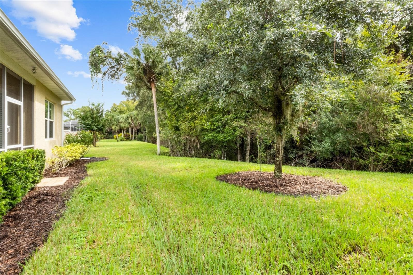 Single Family Residence at 1821 LANCASHIRE DR, VENICE, photo 43 of 63