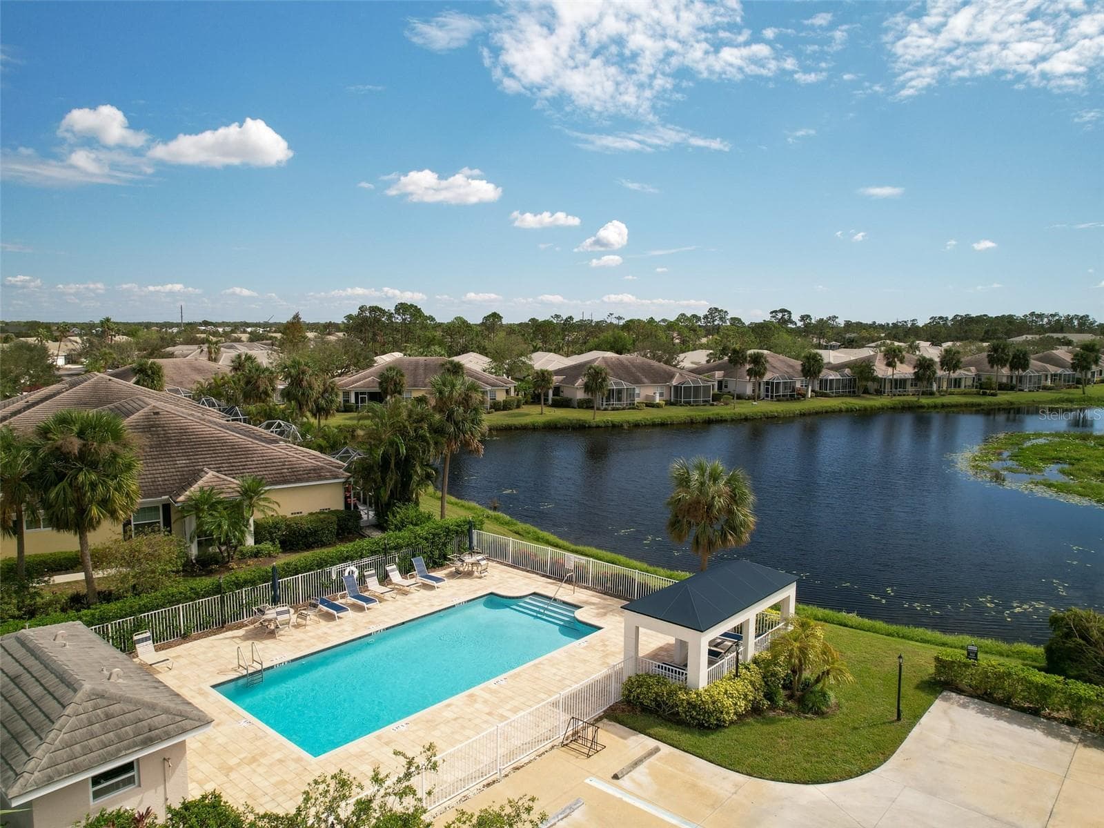 Single Family Residence at 1821 LANCASHIRE DR, VENICE, photo 47 of 63