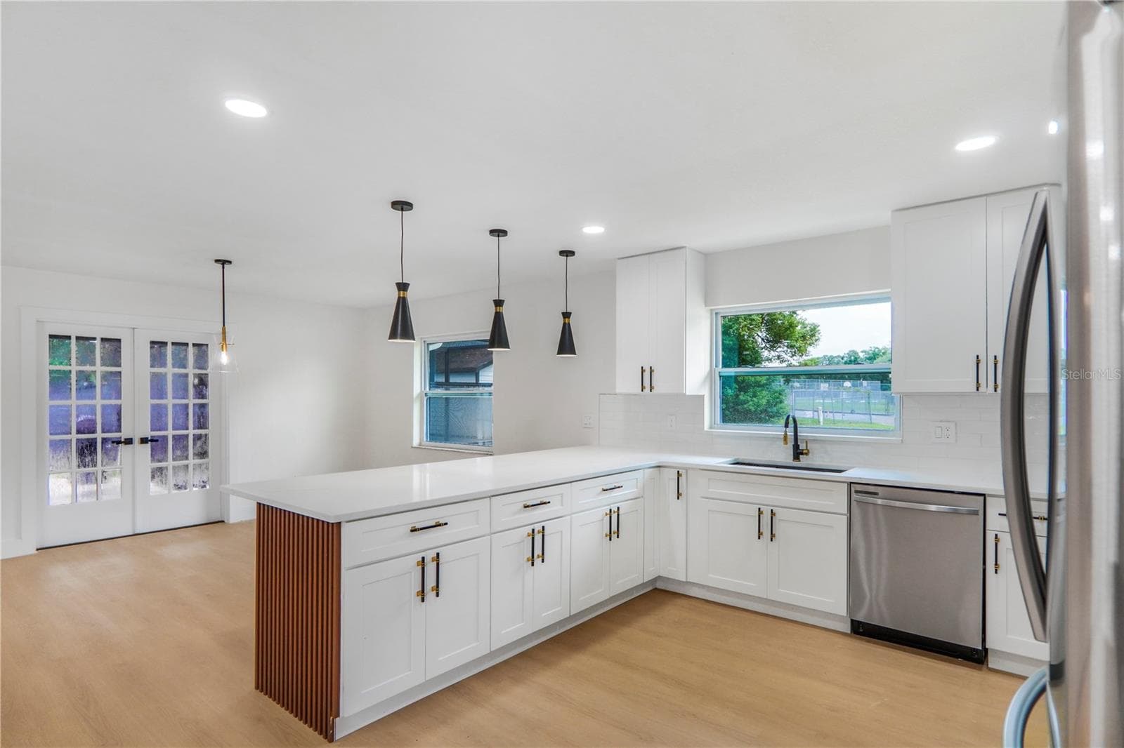 Single Family Residence at 219 SHERIDAN AVE, LONGWOOD, photo 11 of 52