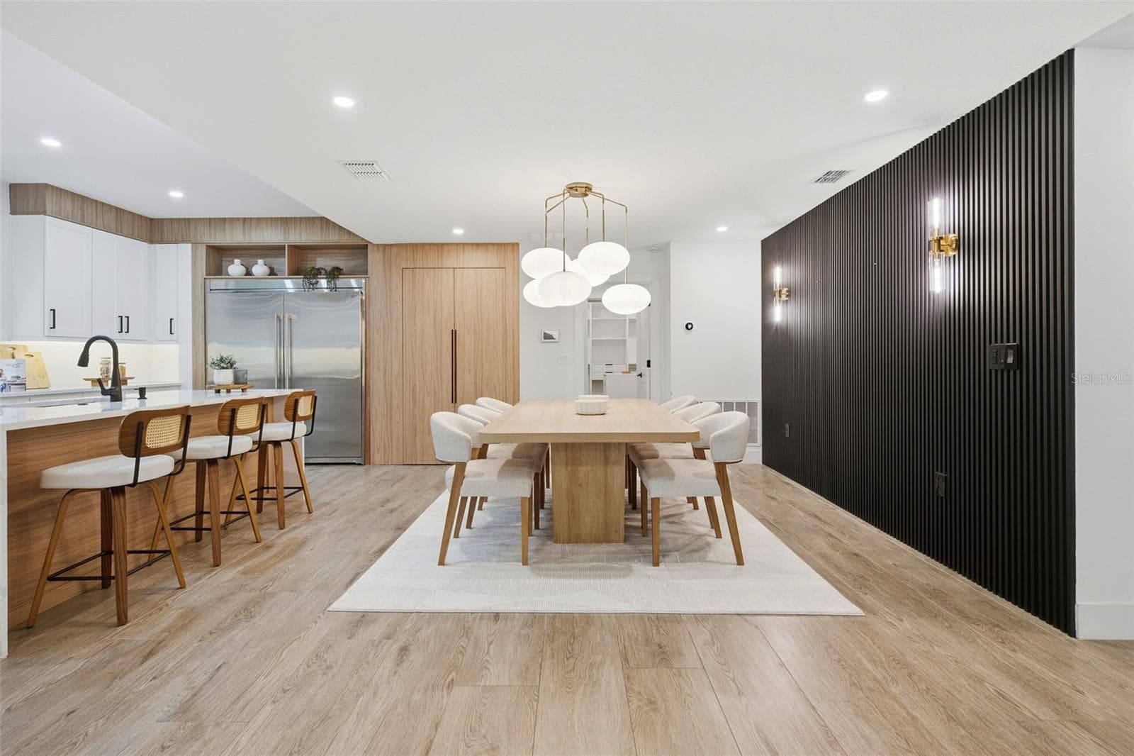 Single Family Residence at 104 E 1ST AVE, WINDERMERE, photo 12 of 54