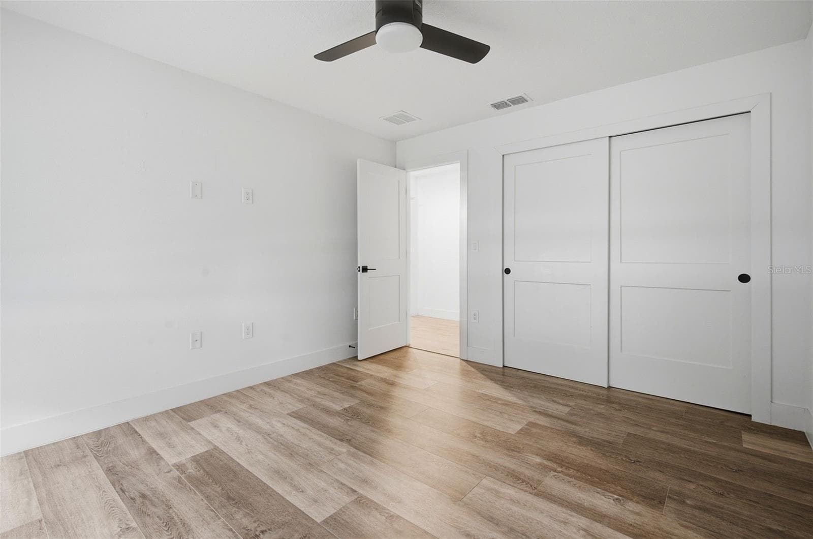Single Family Residence at 104 E 1ST AVE, WINDERMERE, photo 37 of 54