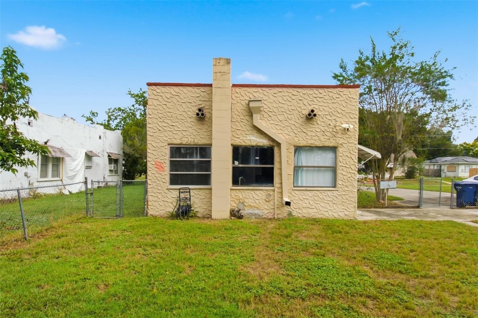 Single Family Residence at 444 AVENUE I SE, WINTER HAVEN, photo 24 of 32