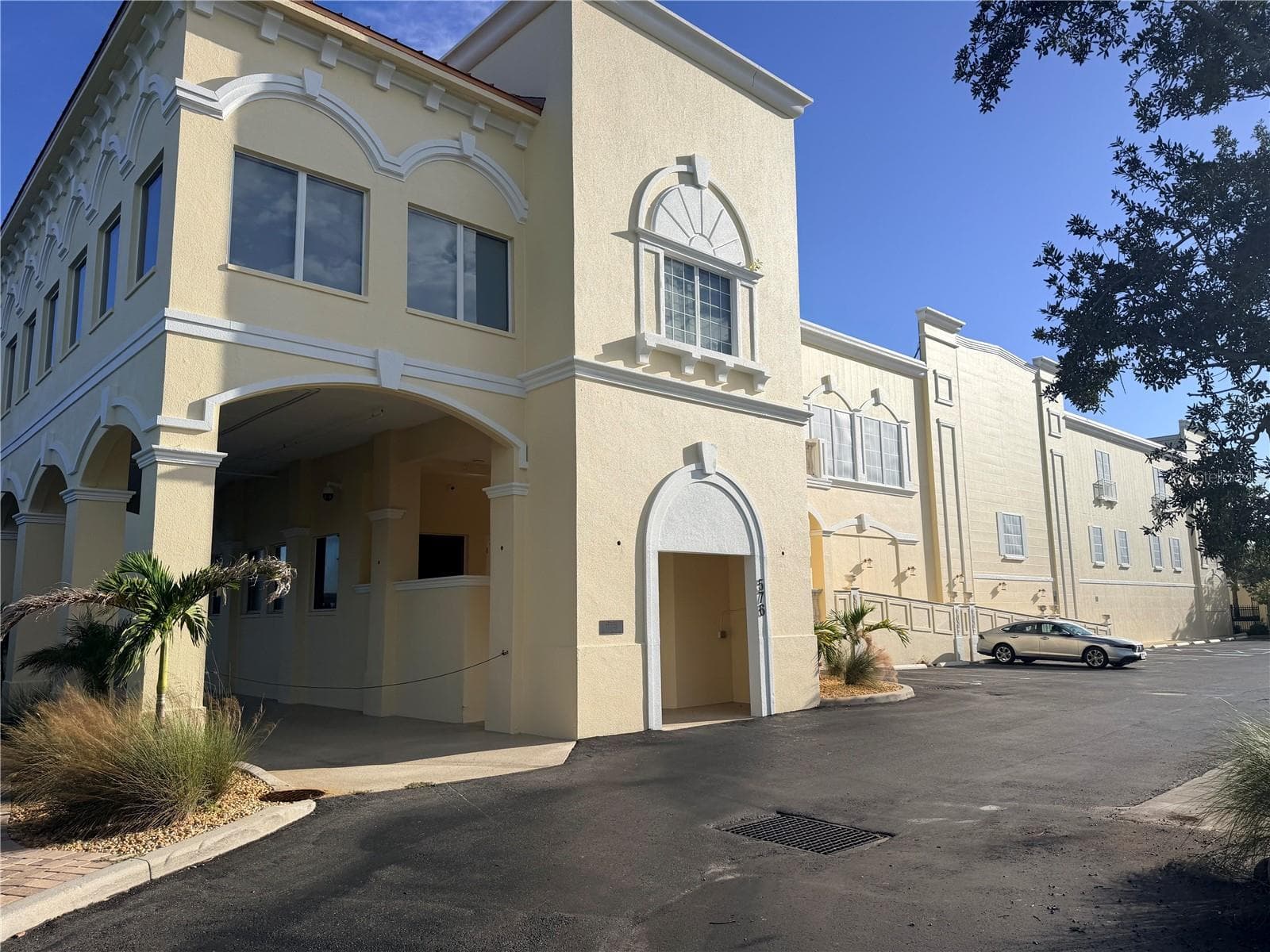 570 BLACKBURN POINT RD #Siesta 25