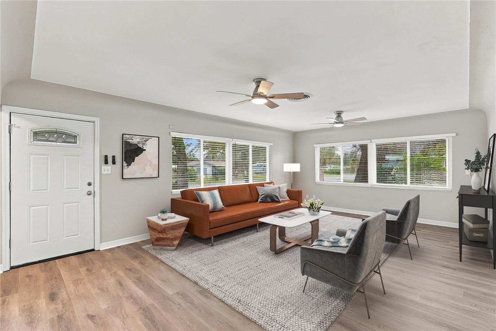 Single Family Residence at 10719 CHEROKEE DR, ST PETERSBURG, photo 20 of 83