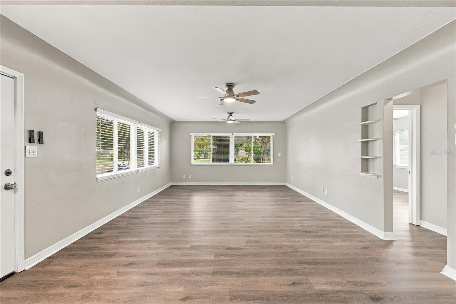 Single Family Residence at 10719 CHEROKEE DR, ST PETERSBURG, photo 24 of 83