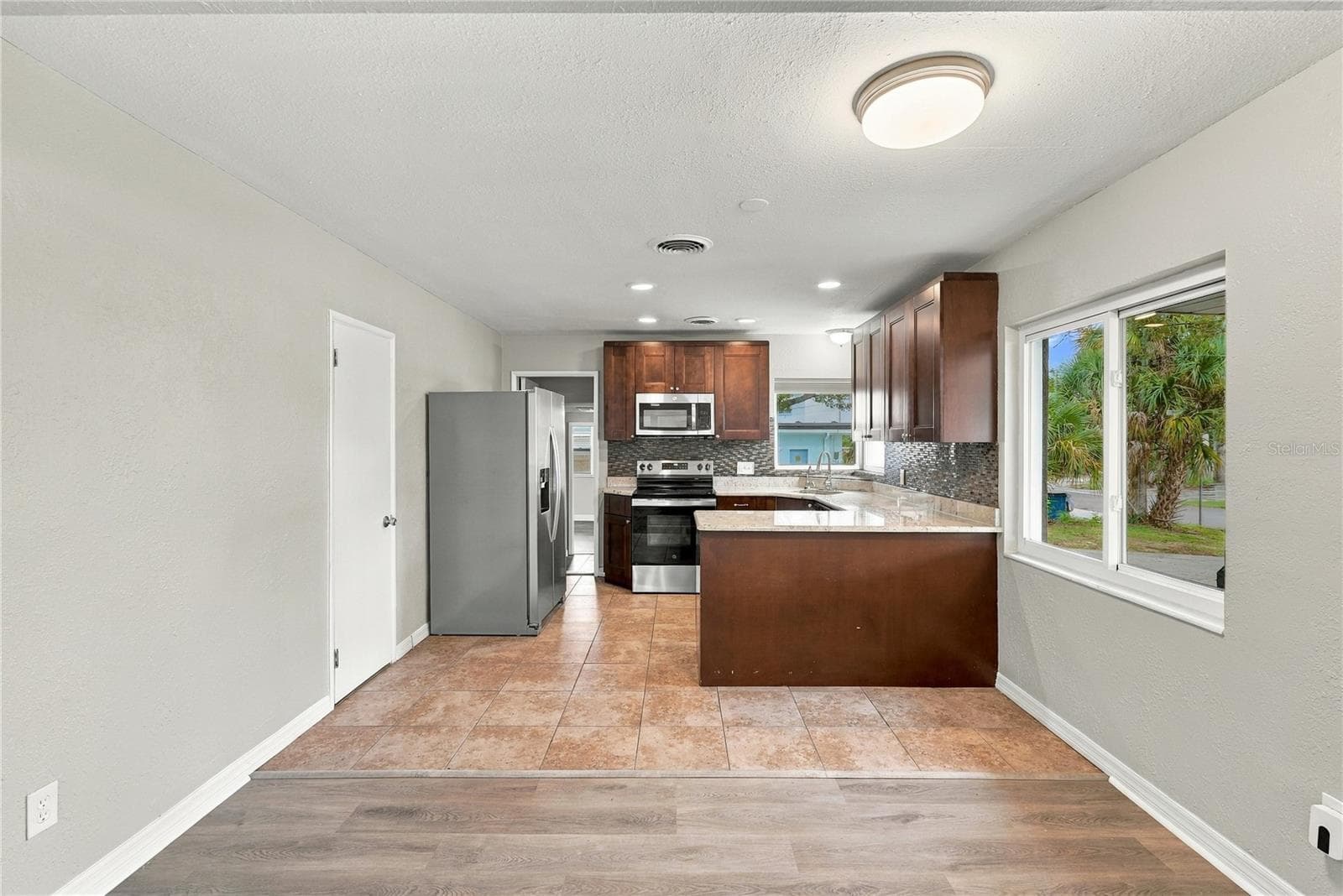 Single Family Residence at 10719 CHEROKEE DR, ST PETERSBURG, photo 30 of 83