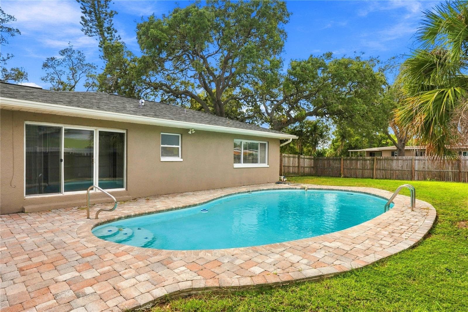 Single Family Residence at 10719 CHEROKEE DR, ST PETERSBURG, photo 80 of 83