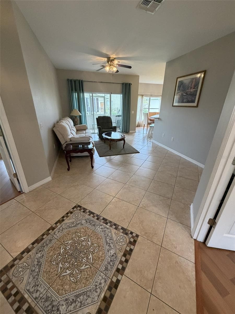 Single Family Residence at 356 LAKE CASSIDY DR, POINCIANA, photo 3 of 19